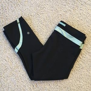 Lululemon Run Inspire Crop Mint Green Polka Dot